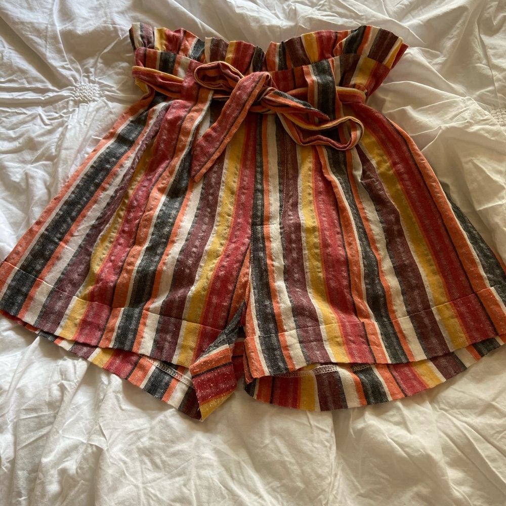 Stripes shorts